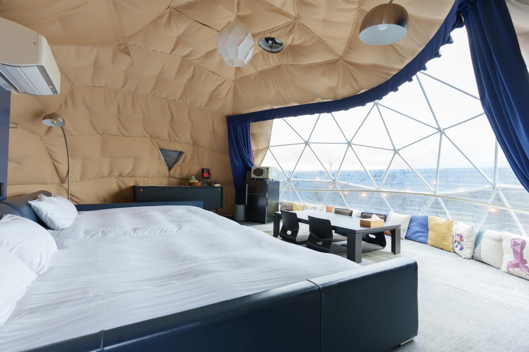 Mount Fuji Panorama Glamping Guest House Fujikawaguchiko Rom bilde